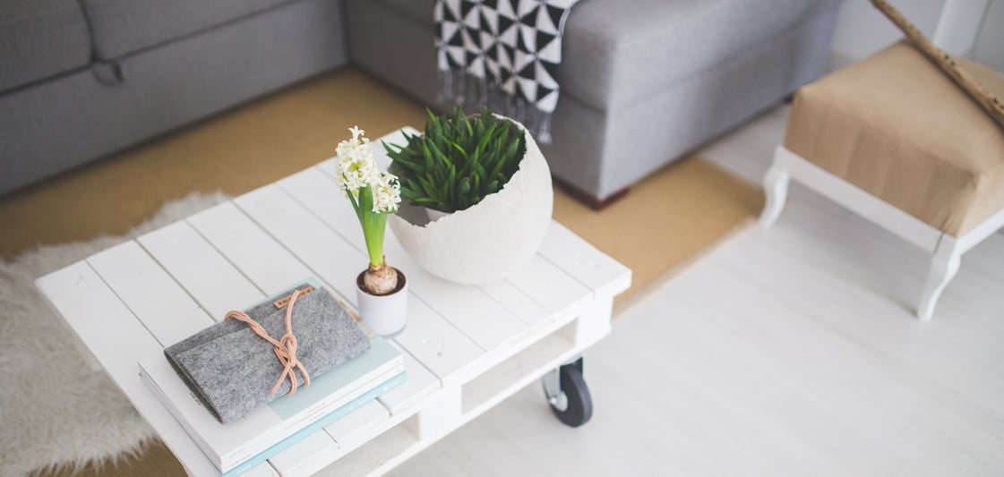 table-white-home-interior-516971-edited.jpg