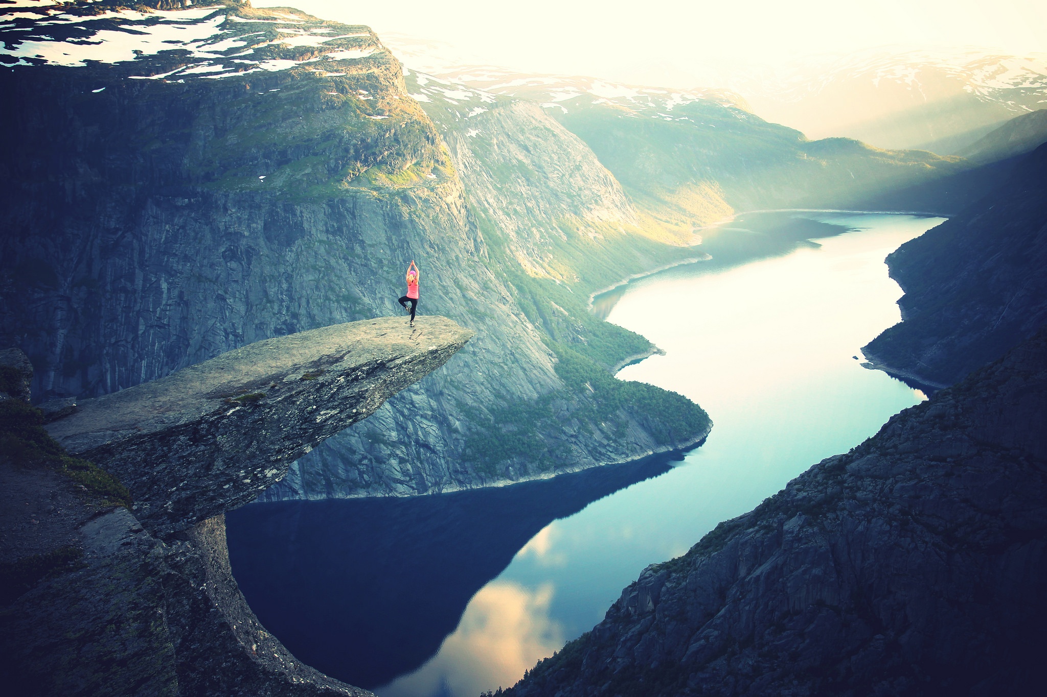 yoga_mountain.jpeg